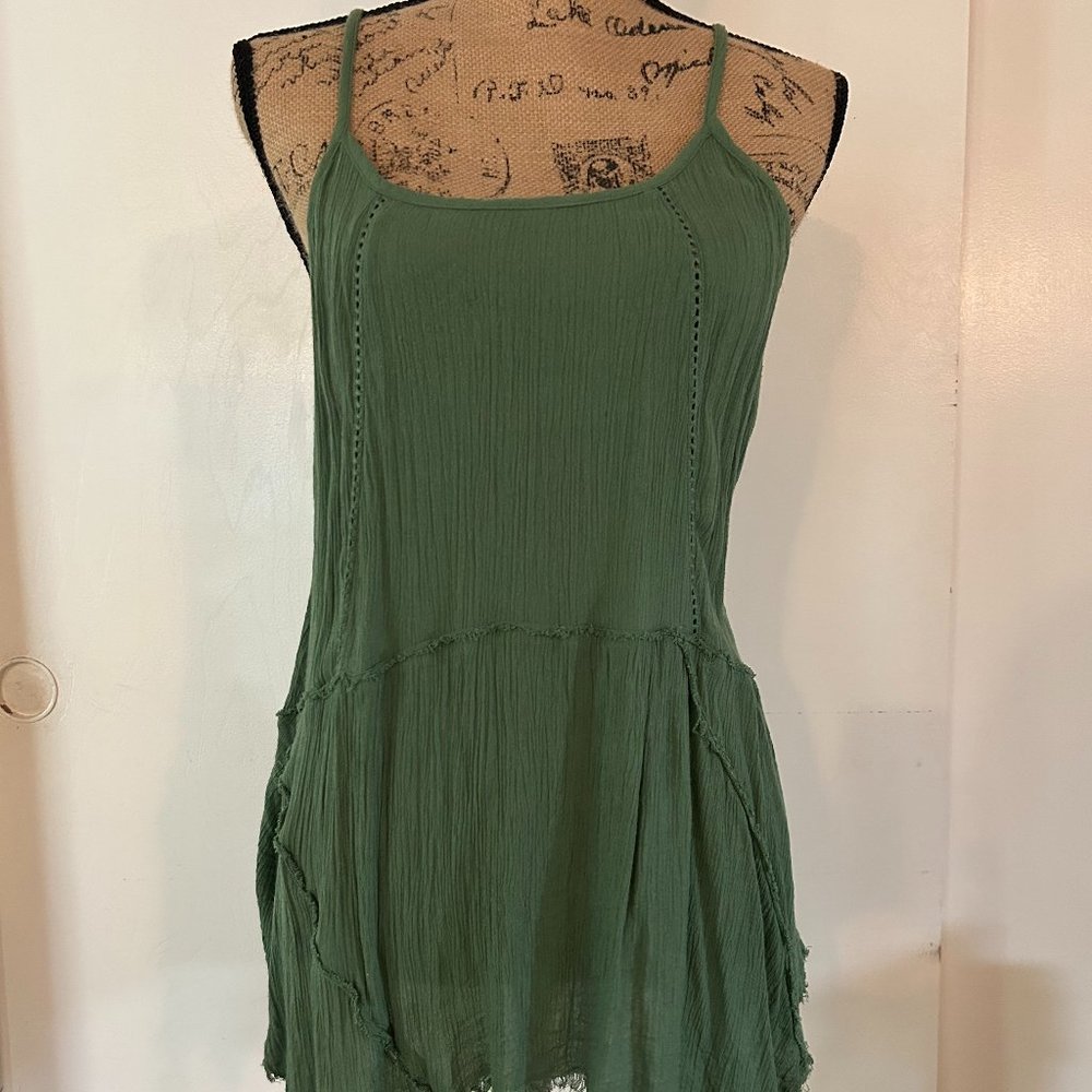 Melrose and Market Moss Green Tunic Tank Size M